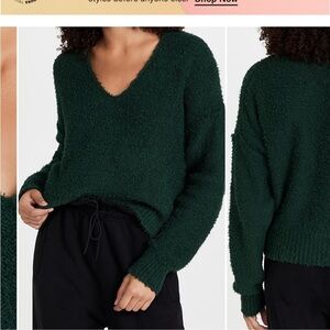NWT Free people Theo V  neck sweater slouchy profile with dropped shoulders